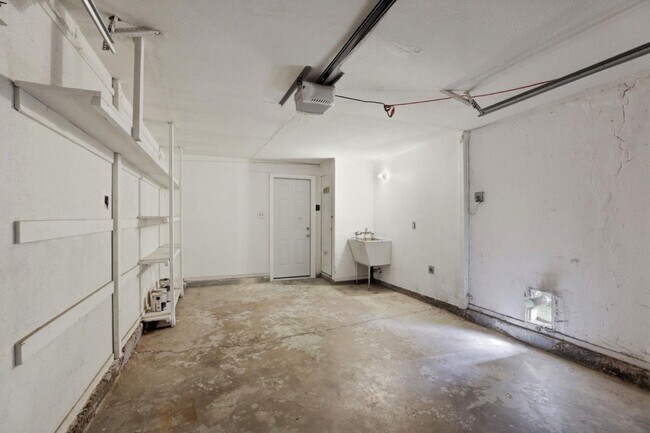 Building Photo - 5741 39th St