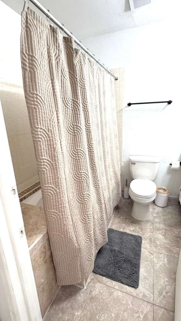 Building Photo - 3030 Plaza St