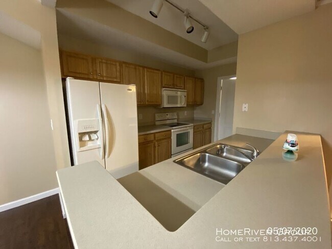 Building Photo - 12204 Wild Iris Way