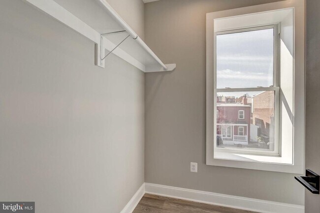 Building Photo - Stunning End-Rowhouse 4/Bedrooms, 4.5 Baths, in Shaw/Truxton Circle – Bathed in Natural Light!