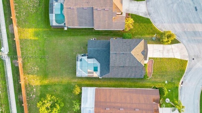 Building Photo - 321 Corvina Dr