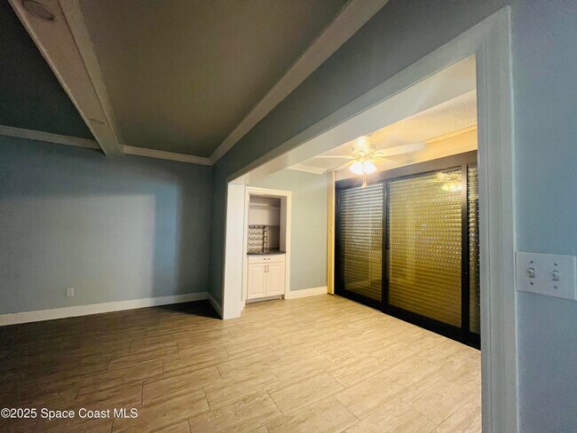 Building Photo - 115 Indian River Dr