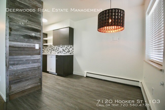 Primary Photo - 7120 Hooker St