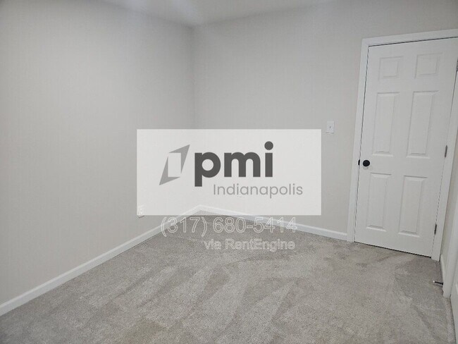 Building Photo - 2828 N Park Ave