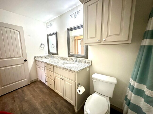 Building Photo - 7907 Avenue O