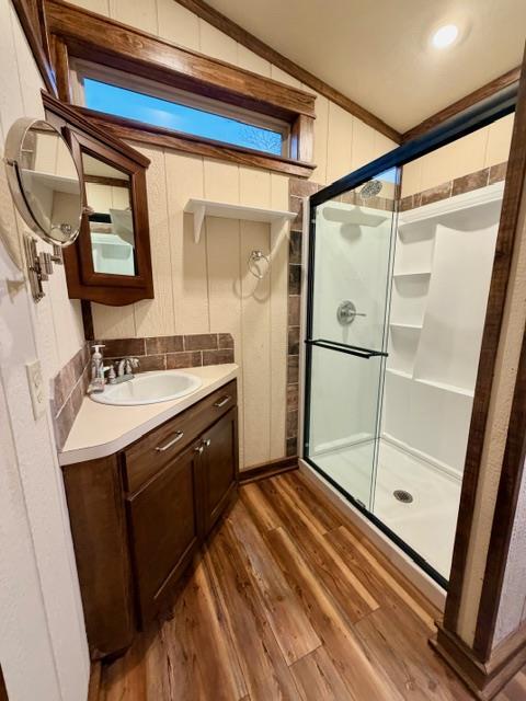 Building Photo - 520 Leisure Ln