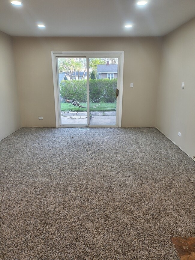 Building Photo - 1355 Blair Ln