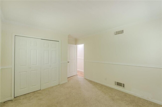 Building Photo - 1435 Cedar Creek Ln