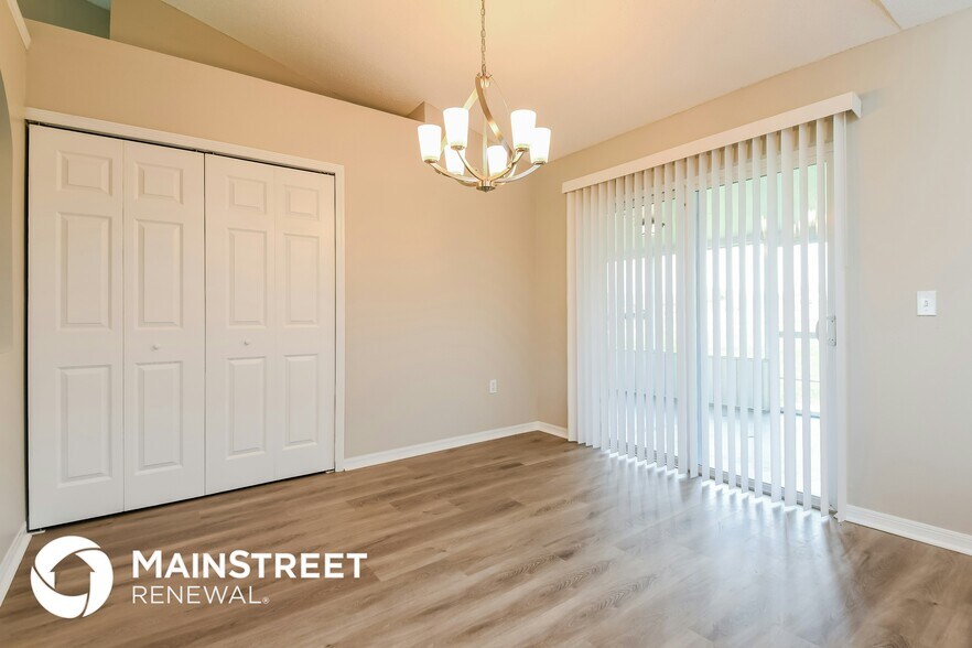 Building Photo - 1101 Munster Ct