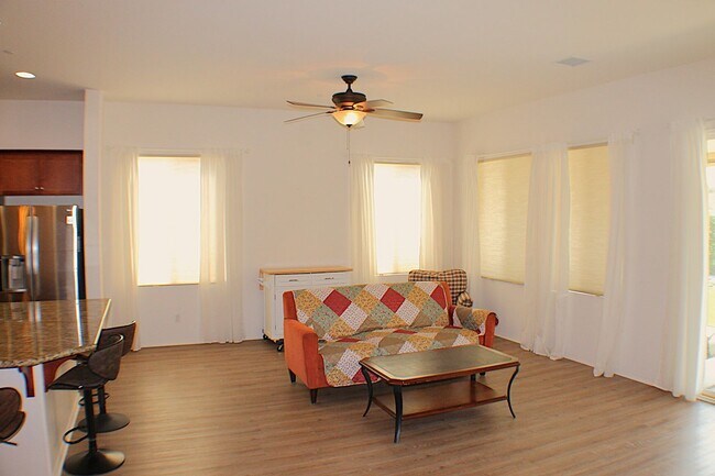 Building Photo - Welcome to Resort-Style Living at Four Sea...
