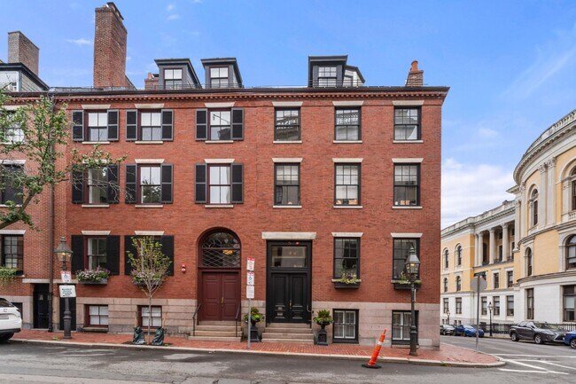 Building Photo - 31 Mt Vernon St