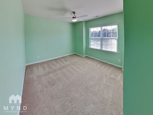 Building Photo - 9420 Ardrey Woods Dr