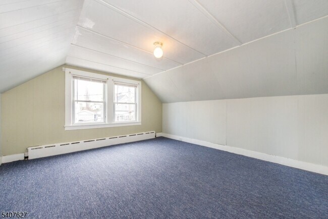 Building Photo - 106 Sadler Rd