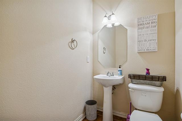 Building Photo - 5424 Childress Dr