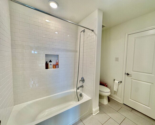 Building Photo - Stunning 4BR/3.5BA Modern Home in Walsh — Available 7/21