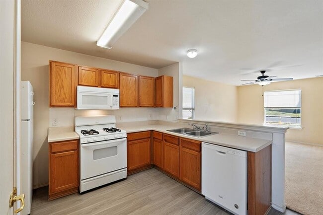 Building Photo - 12022 Lima Dr