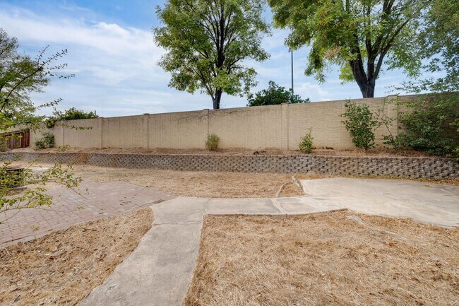 Building Photo - 6115 Brahms Ct