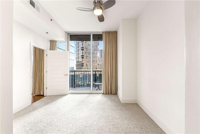 Building Photo - 1080 Peachtree St NE