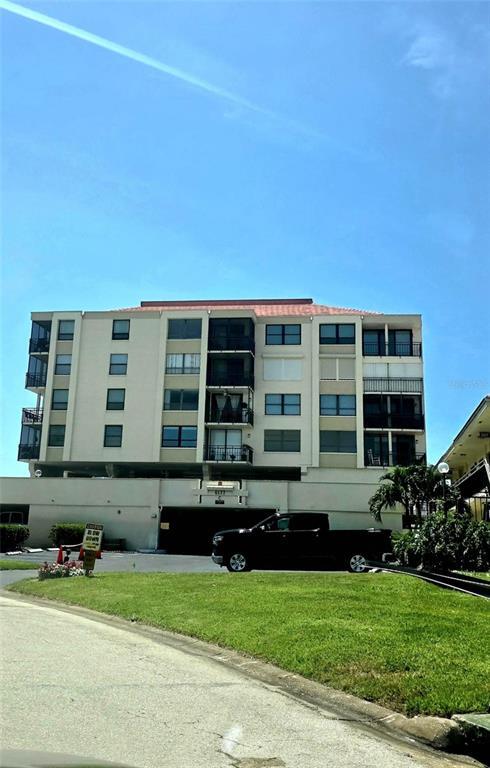 Building Photo - 6177 Sun Blvd