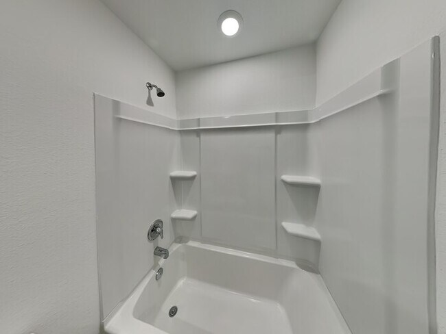 Building Photo - 417 Texas Pecan Dr