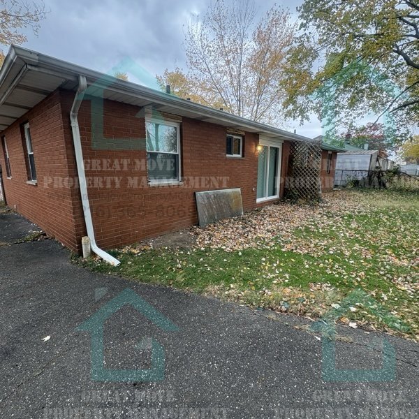 Building Photo - Cozy 2 bedroom Duplex