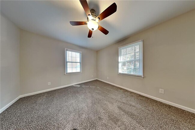 Building Photo - 139 Plantation Trce