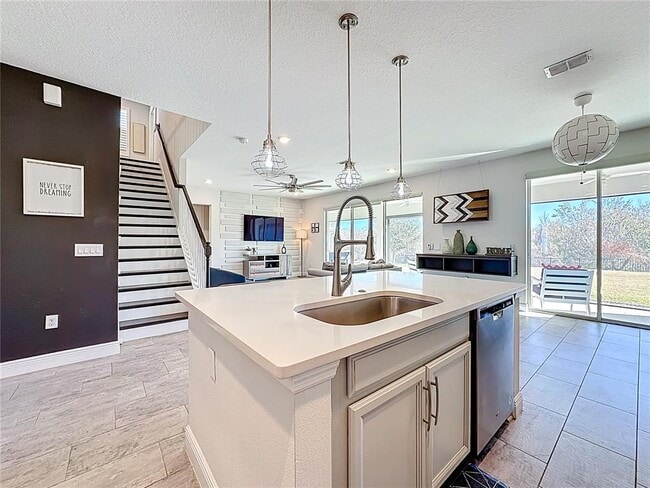 Building Photo - 2501 Sky Stone Ct