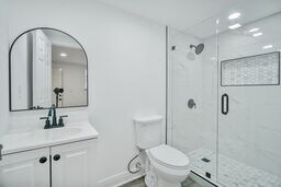 Building Photo - 2500 Francis Ave