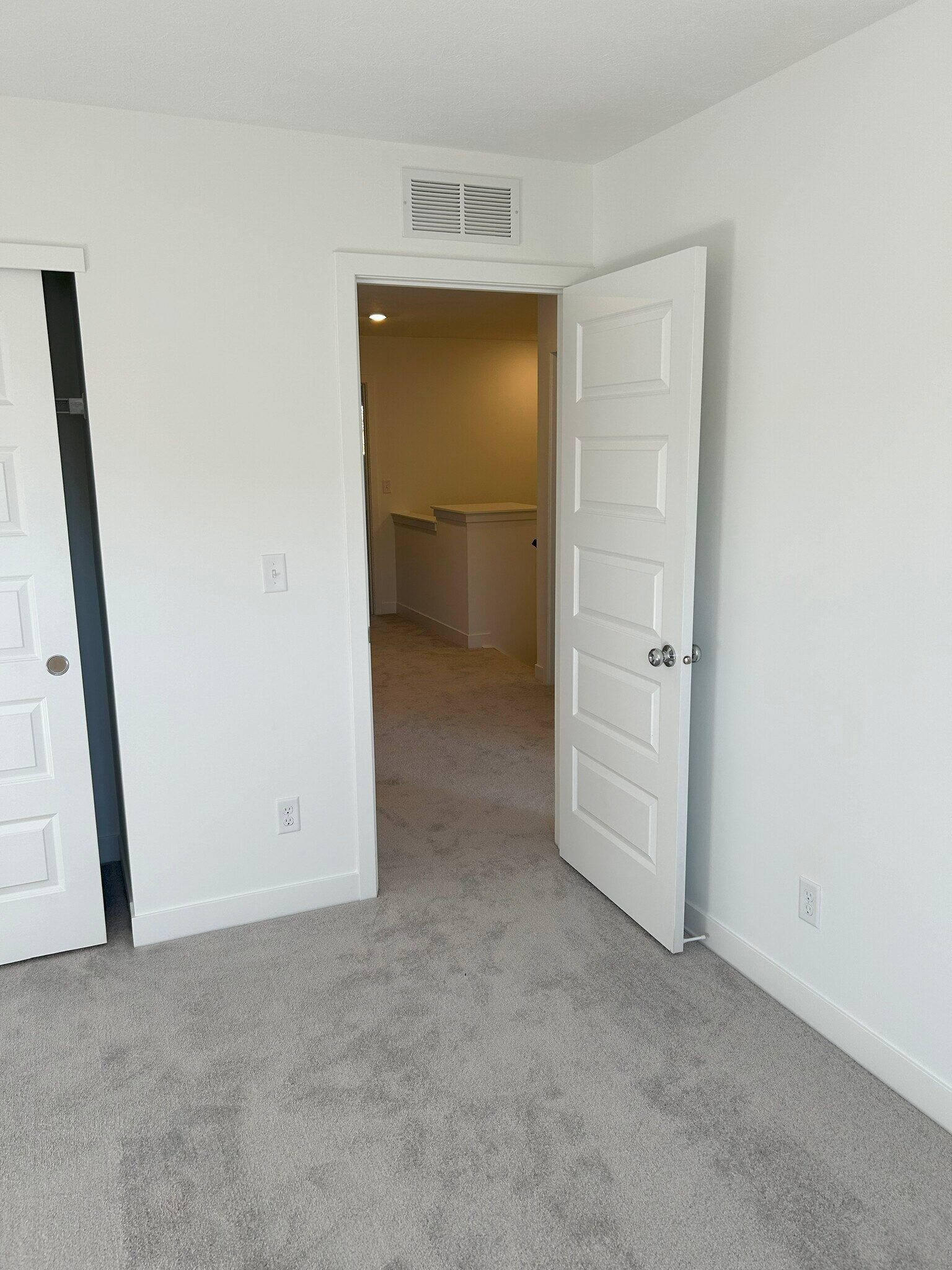 Building Photo - 1752 Trinity Ln