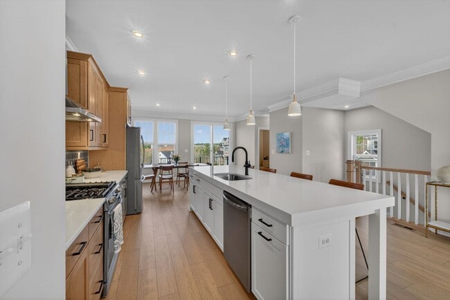 Building Photo - BRAND NEW Grove at Brookhill Pet-Friendly Townhome