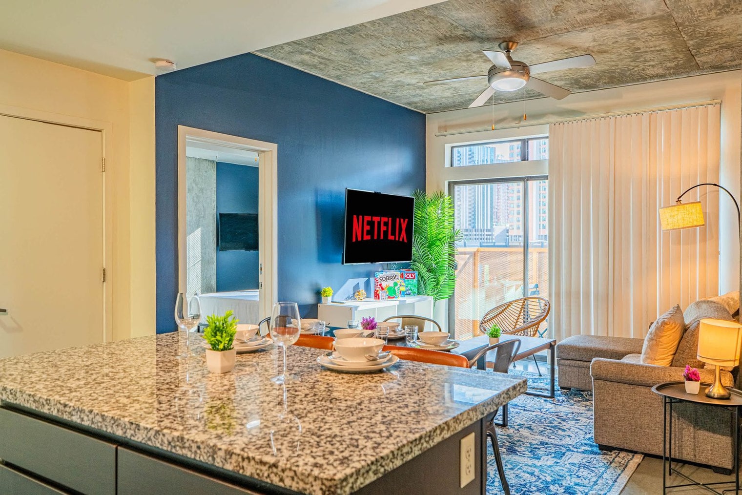 Building Photo - 333 E Roosevelt St