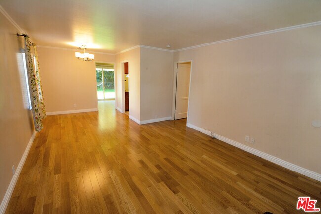 Building Photo - 12944 Haynes St