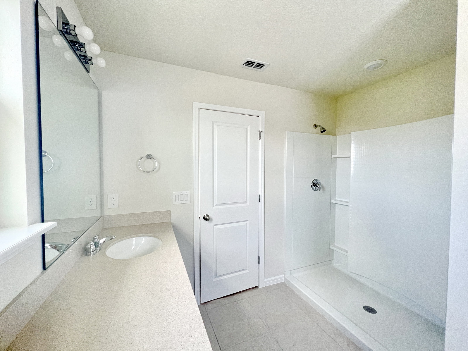 Master Bathroom - 1813 Summer Serenity Dr