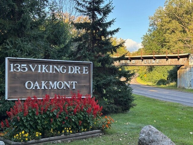 Building Photo - Great 1 BR/1 BA Condo in the Heart of Litt...