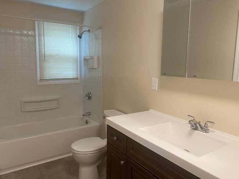 Bathroom - 1210 Middle Tpke W
