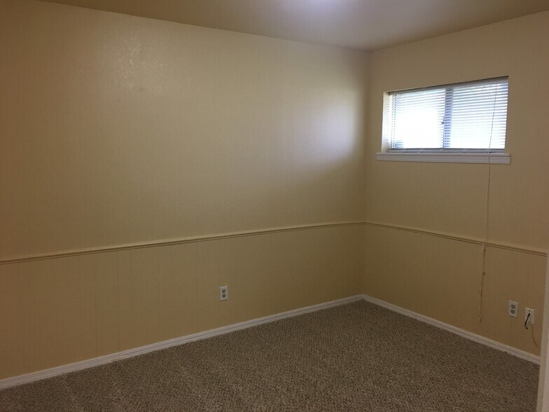 Bedroom - 1510 NE 43rd St