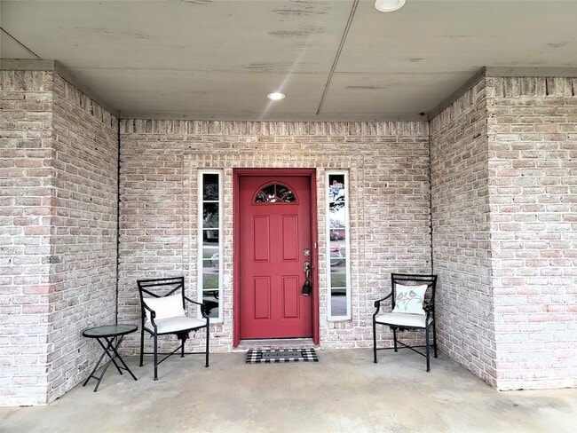 Building Photo - 2525 Colt Ln