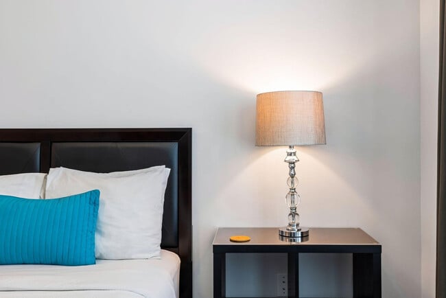 Building Photo - 1270 Spring St NW