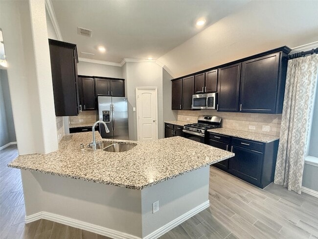 Building Photo - 6111 Gloucester Dr