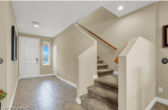 Building Photo - 4630 Summer Azure St