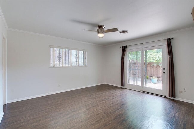 Building Photo - 1304 Loma Dr