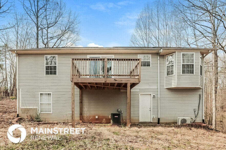 Building Photo - 6538 River Hill Dr