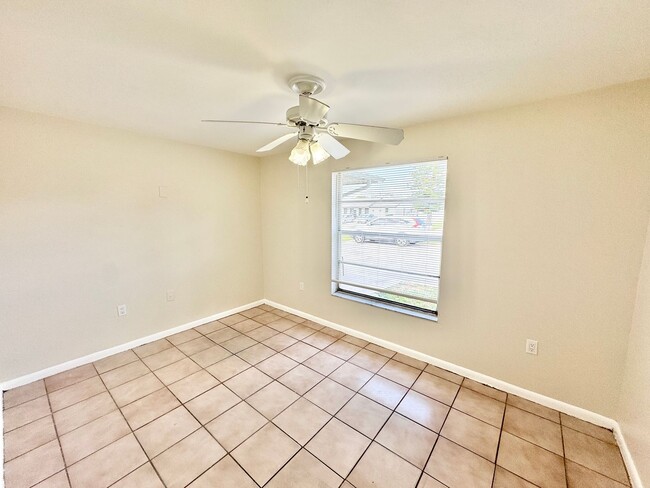 Building Photo - PIKUS (5328 24th Ave SW)