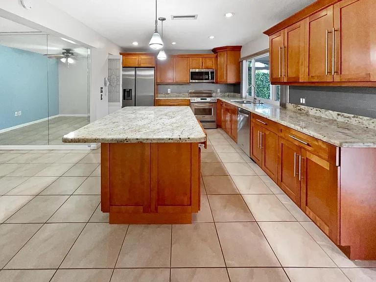 Building Photo - 8915 NW 11th St