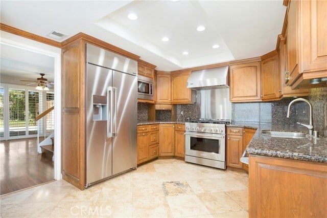 Building Photo - 24291 Hillview Dr