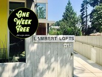 Building Photo - Sellwood 3rd Floor-Studio w W/D & 1 WEEK F...