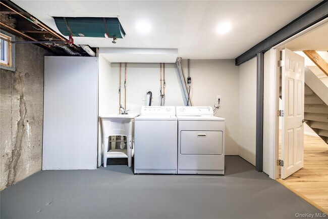 Building Photo - 29 West Ave