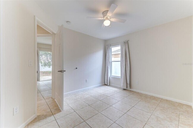Building Photo - 610 Belvoir Dr