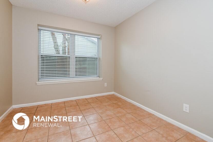 Building Photo - 12845 Julington Forest Dr E