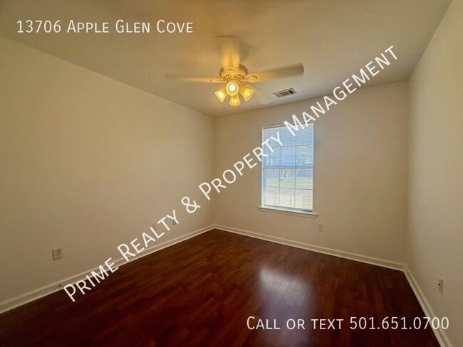 Building Photo - 13706 Apple Glen Cove